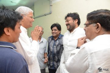 Celebrities Pay Homage To Edida Nageswara Rao